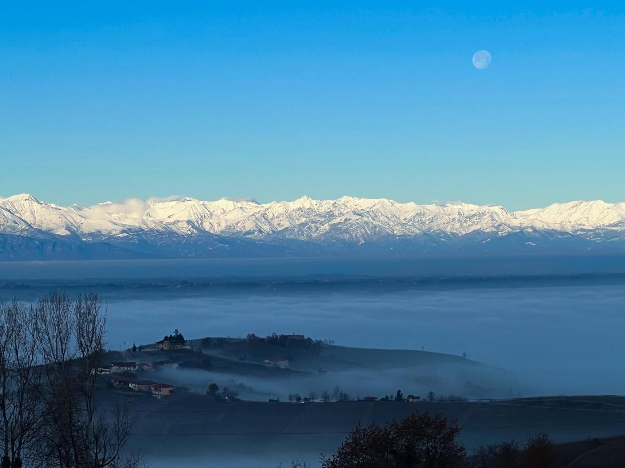 Just Langhe Casa Nebbiolo Villa โนเวลโล ภายนอก รูปภาพ