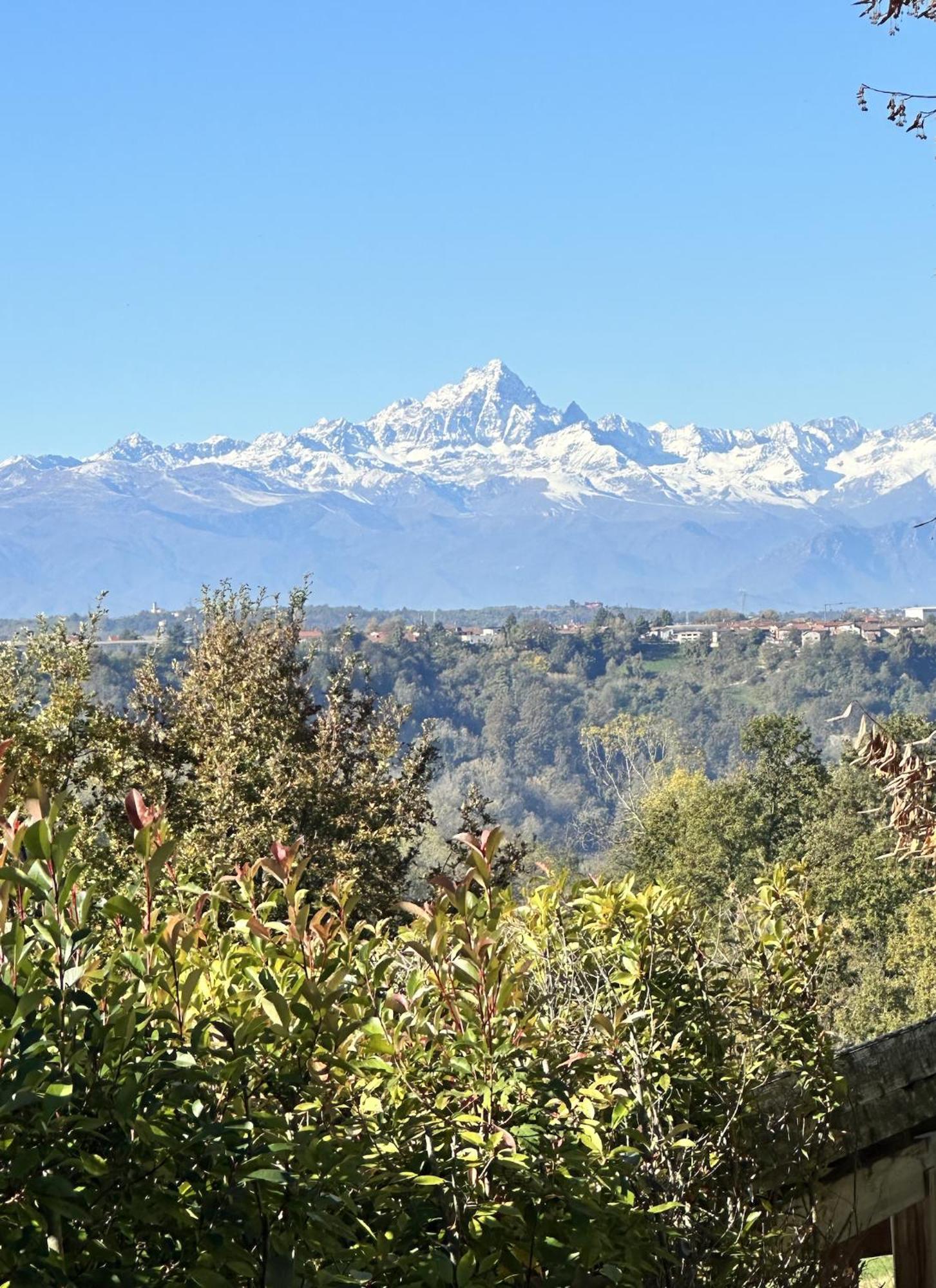 Just Langhe Casa Nebbiolo Villa โนเวลโล ภายนอก รูปภาพ