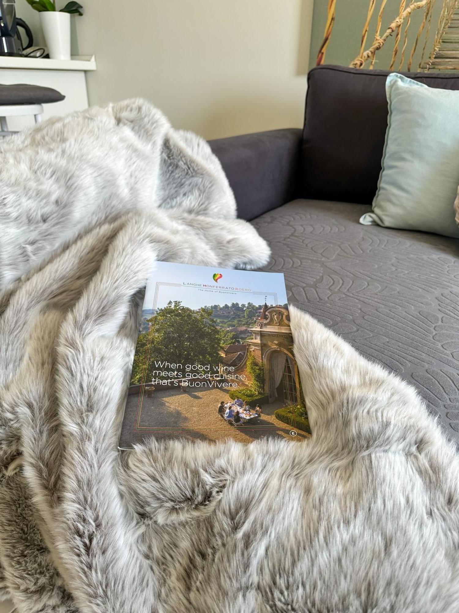 Just Langhe Casa Nebbiolo Villa โนเวลโล ภายนอก รูปภาพ