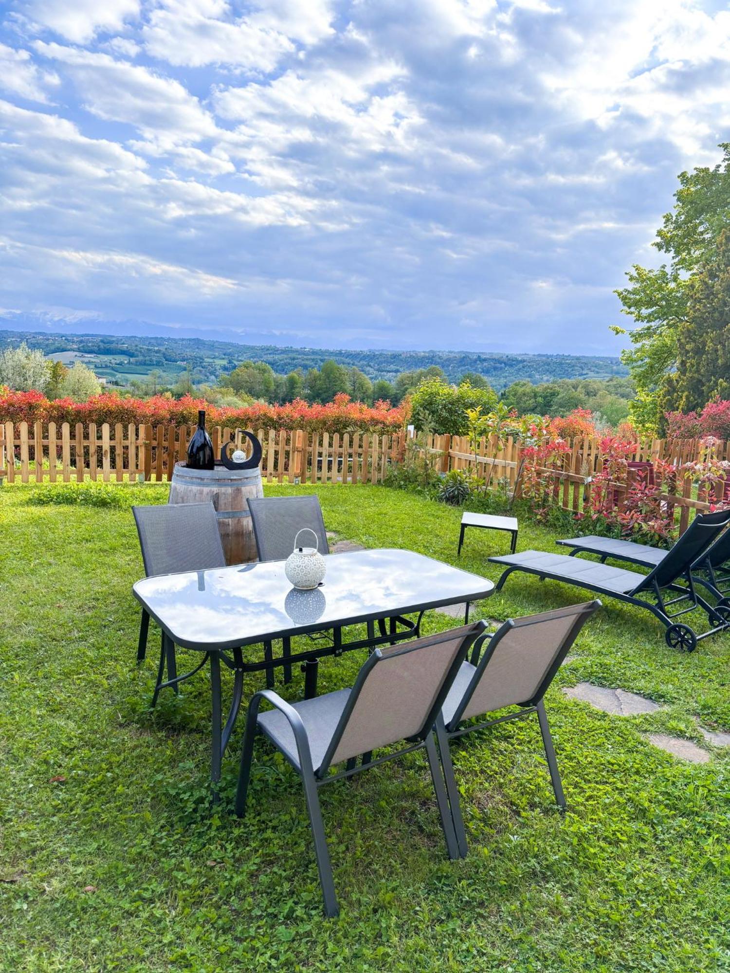 Just Langhe Casa Nebbiolo Villa โนเวลโล ภายนอก รูปภาพ
